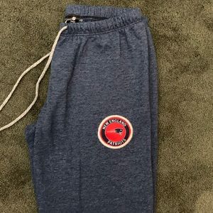 New England Patriots Women’s Mainstream Knit Jogger Pants in Navy size Medium